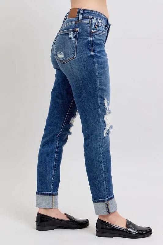 Judy Blue - High Rise Distressed Cuffed Jeans in Medium Wash