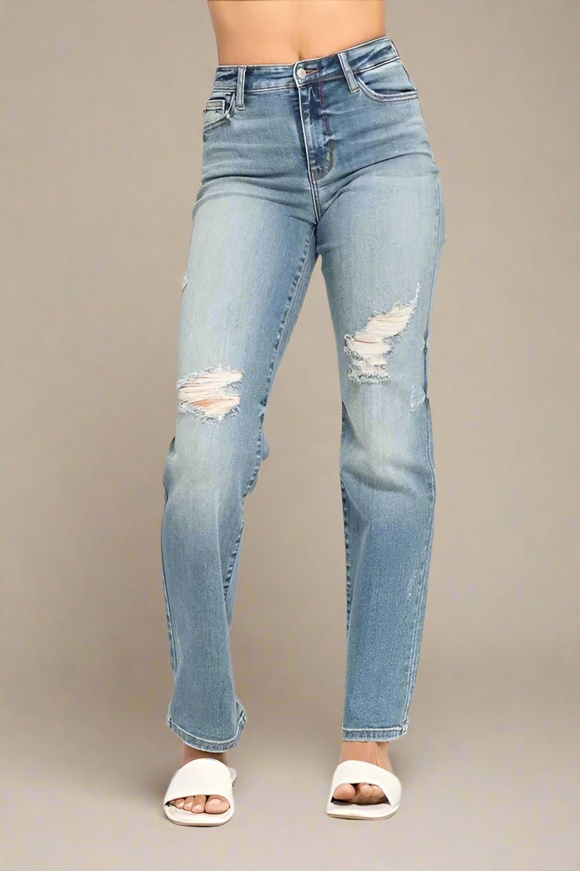 Judy Blue - High Rise Distressed Straight Jeans in Light Wash