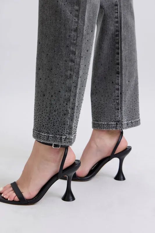 Judy Blue - High Rise Rhinestone Straight Jeans in Charcoal Wash