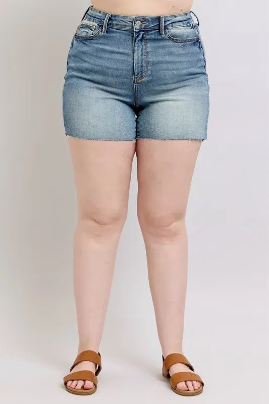 Judy Blue - High Rise Star Seam Denim Shorts – Light Wash