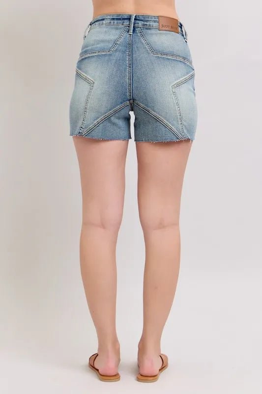 Judy Blue - High Rise Star Seam Denim Shorts – Light Wash