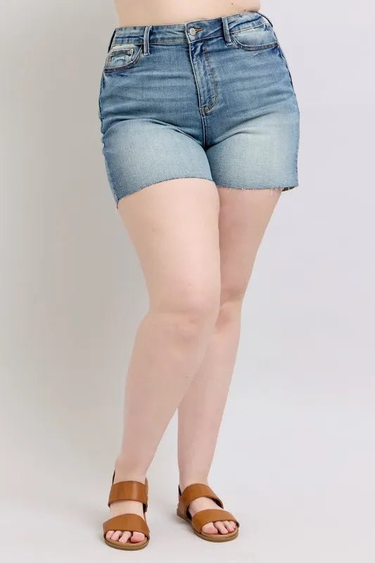 Judy Blue - High Rise Star Seam Denim Shorts – Light Wash