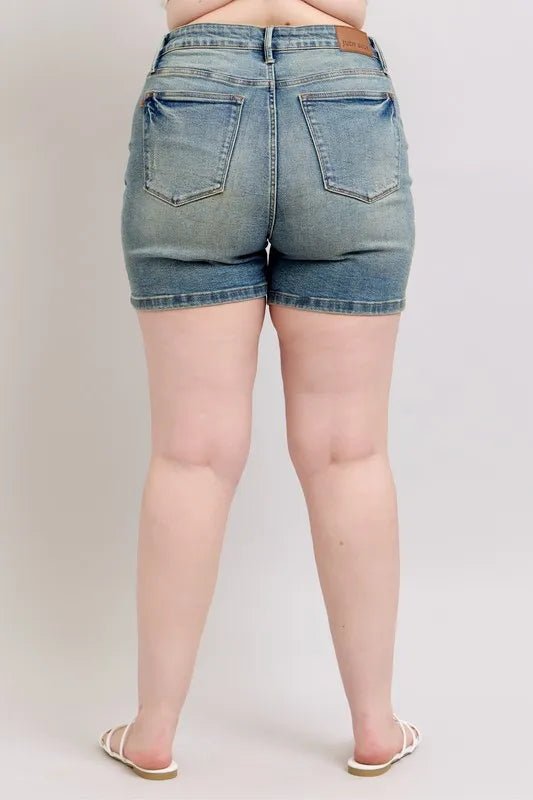 Judy Blue - High Rise Stretch Denim Shorts – Light Vintage Wash