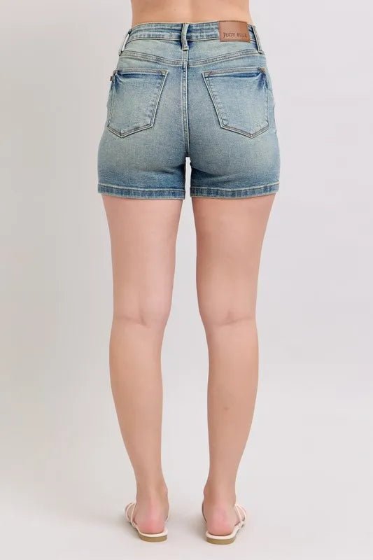 Judy Blue - High Rise Stretch Denim Shorts – Light Vintage Wash
