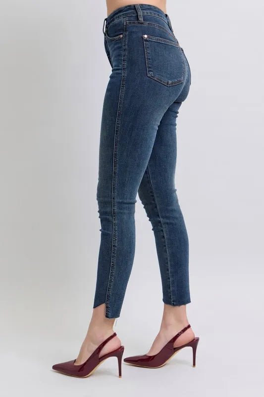 Judy Blue - High Waist Side - Slit Skinny Jeans – Dark Wash