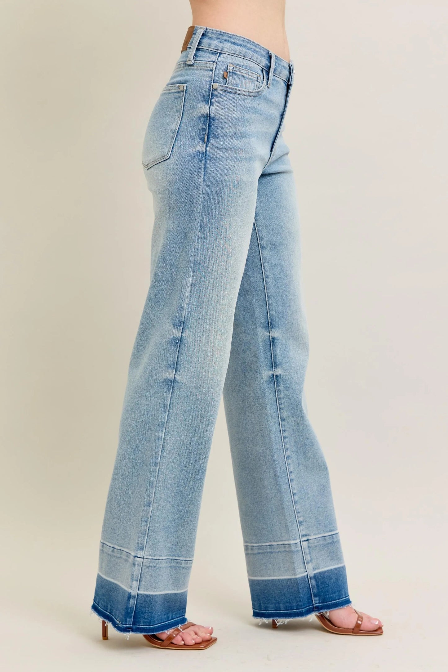 Judy Blue - Light Wash Wide Leg Jeans with Contrast Hem