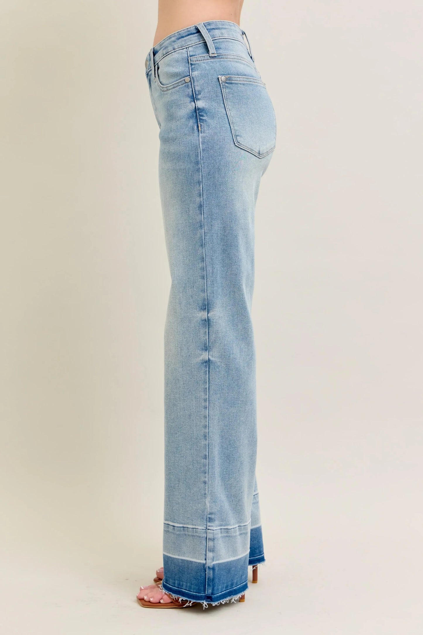 Judy Blue - Light Wash Wide Leg Jeans with Contrast Hem