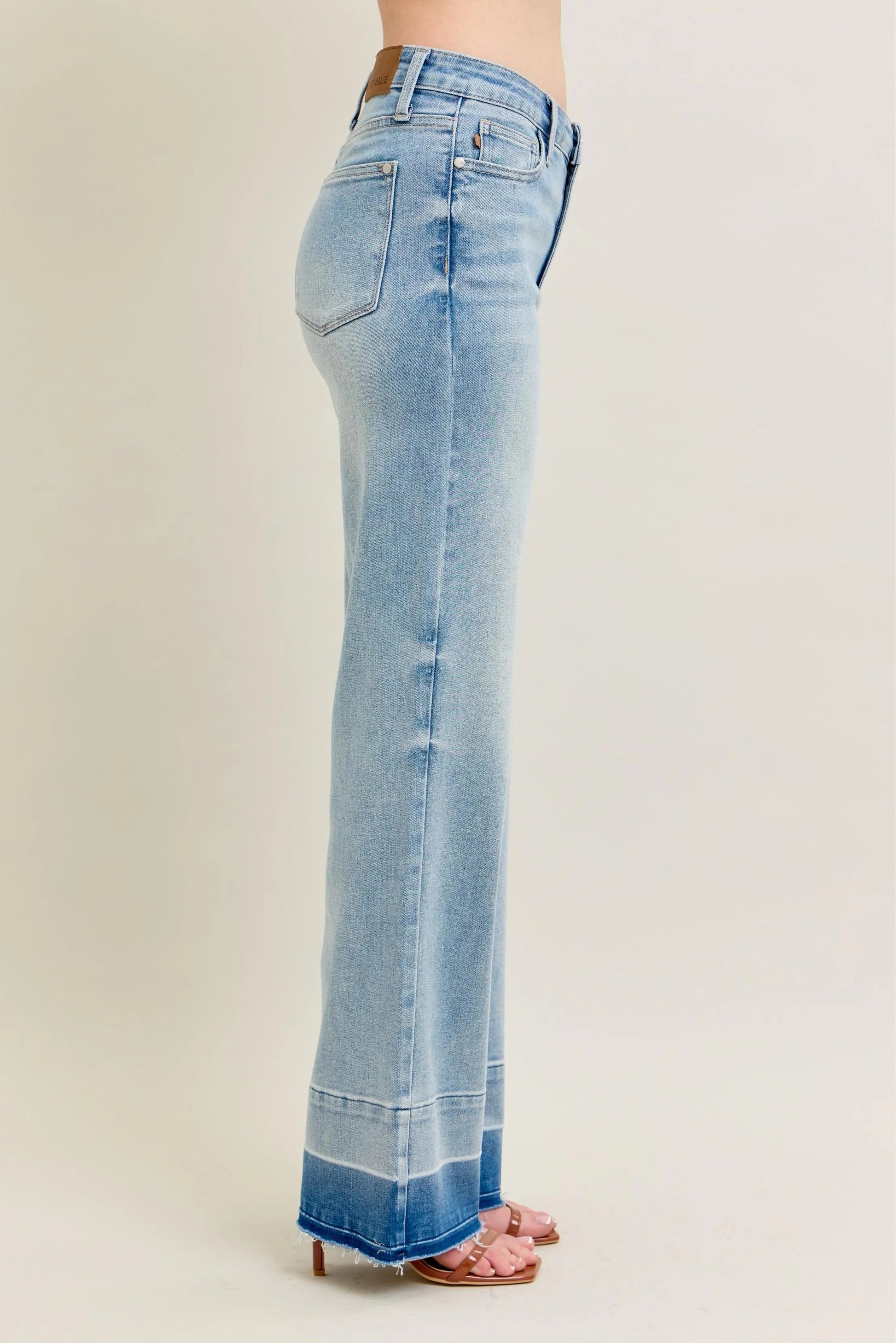 Judy Blue - Light Wash Wide Leg Jeans with Contrast Hem