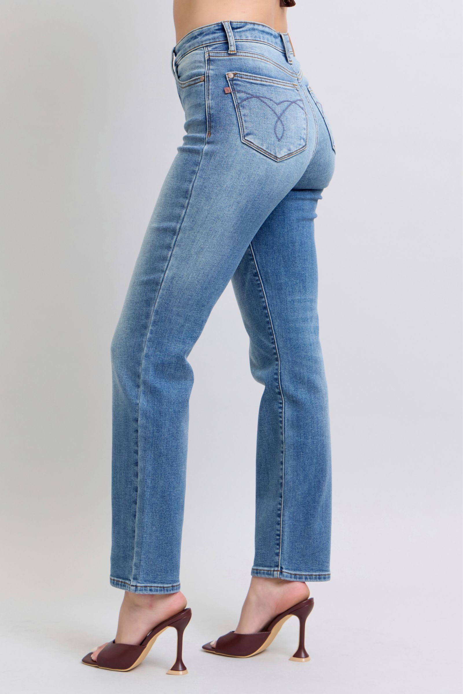 Judy Blue - Medium Wash Fleece Lined Straight Leg Jeans