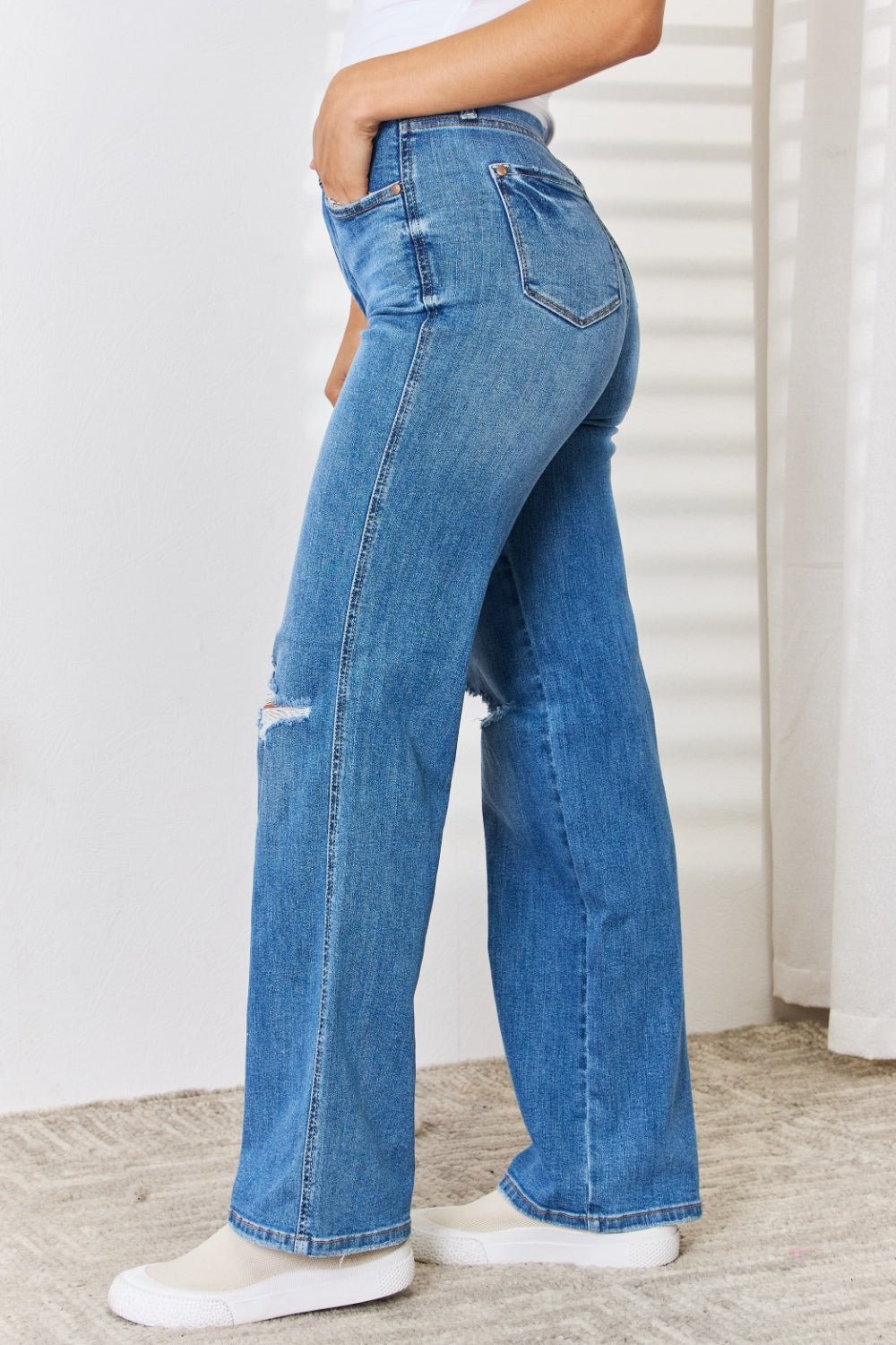 Judy Blue - Medium Wash High Waist Distressed Straight Leg Jeans