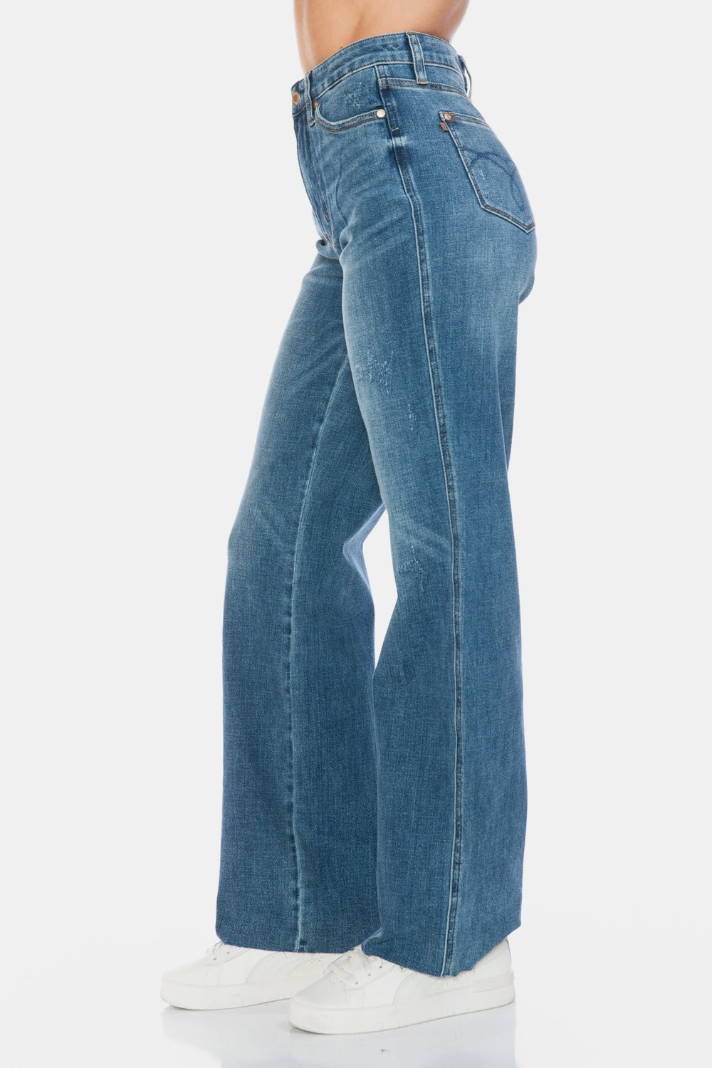 Judy Blue - Medium Wash Tummy Control Straight Leg Jeans