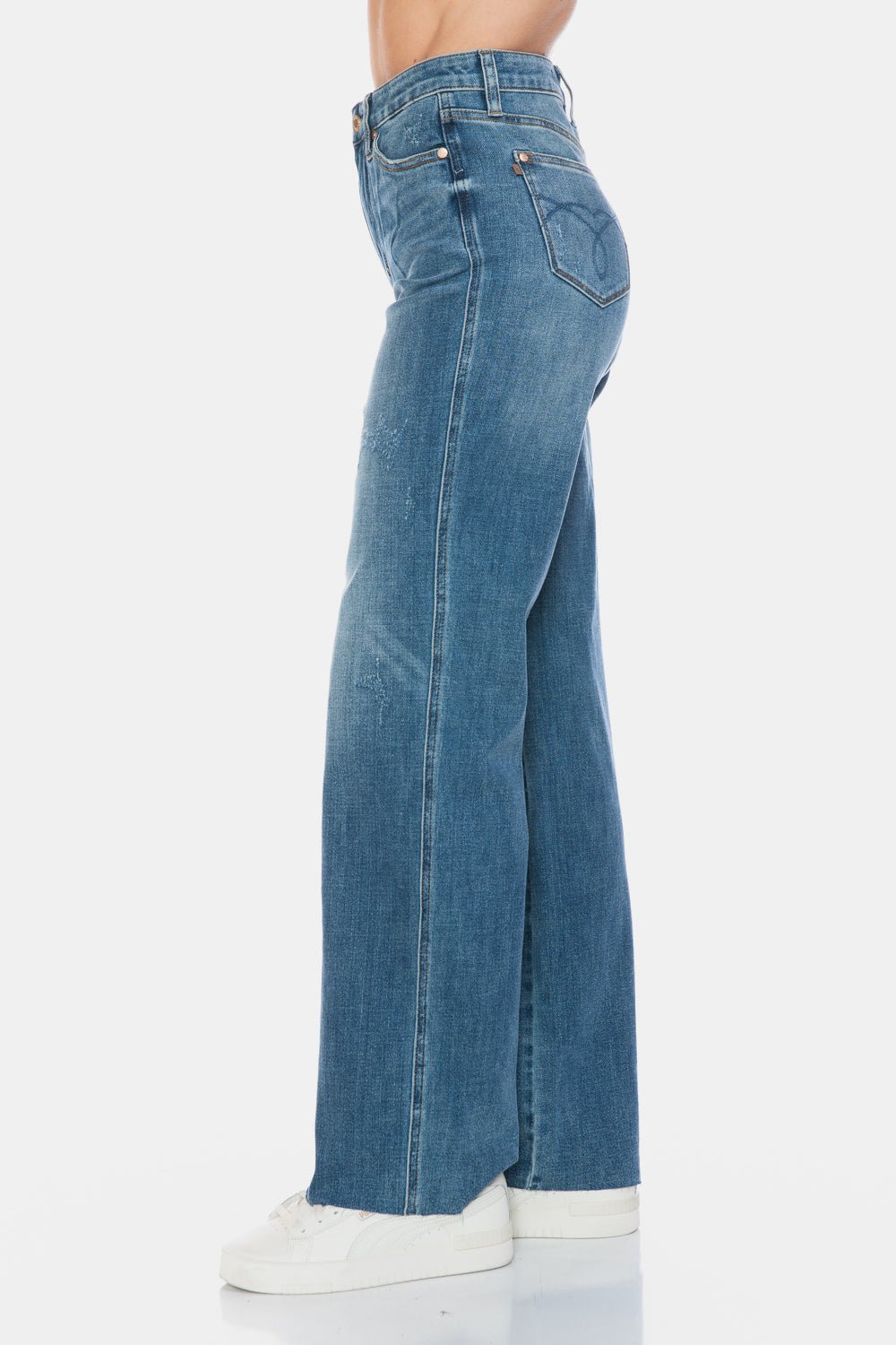 Judy Blue - Medium Wash Tummy Control Straight Leg Jeans