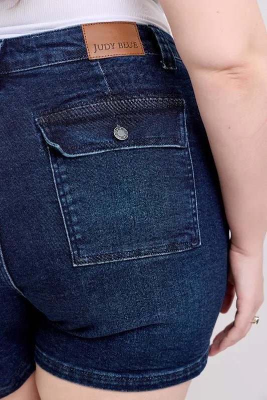 Judy Blue - Plus Size High Rise Utility Pocket Shorts – Classic Dark Wash