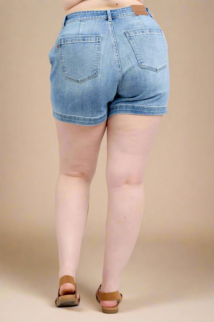 Judy Blue - Plus Size Medium Wash High Rise Denim Shorts