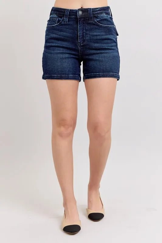 Judy Blue - Utility Pocket Denim Shorts – Dark Wash