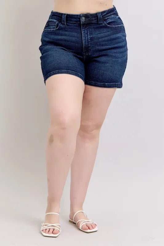 Judy Blue - Utility Pocket Denim Shorts – Dark Wash