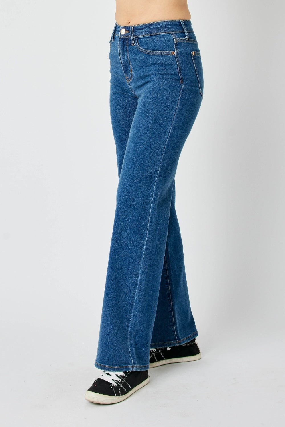 Judy BlueMedium Wash High Rise Straight Jeans