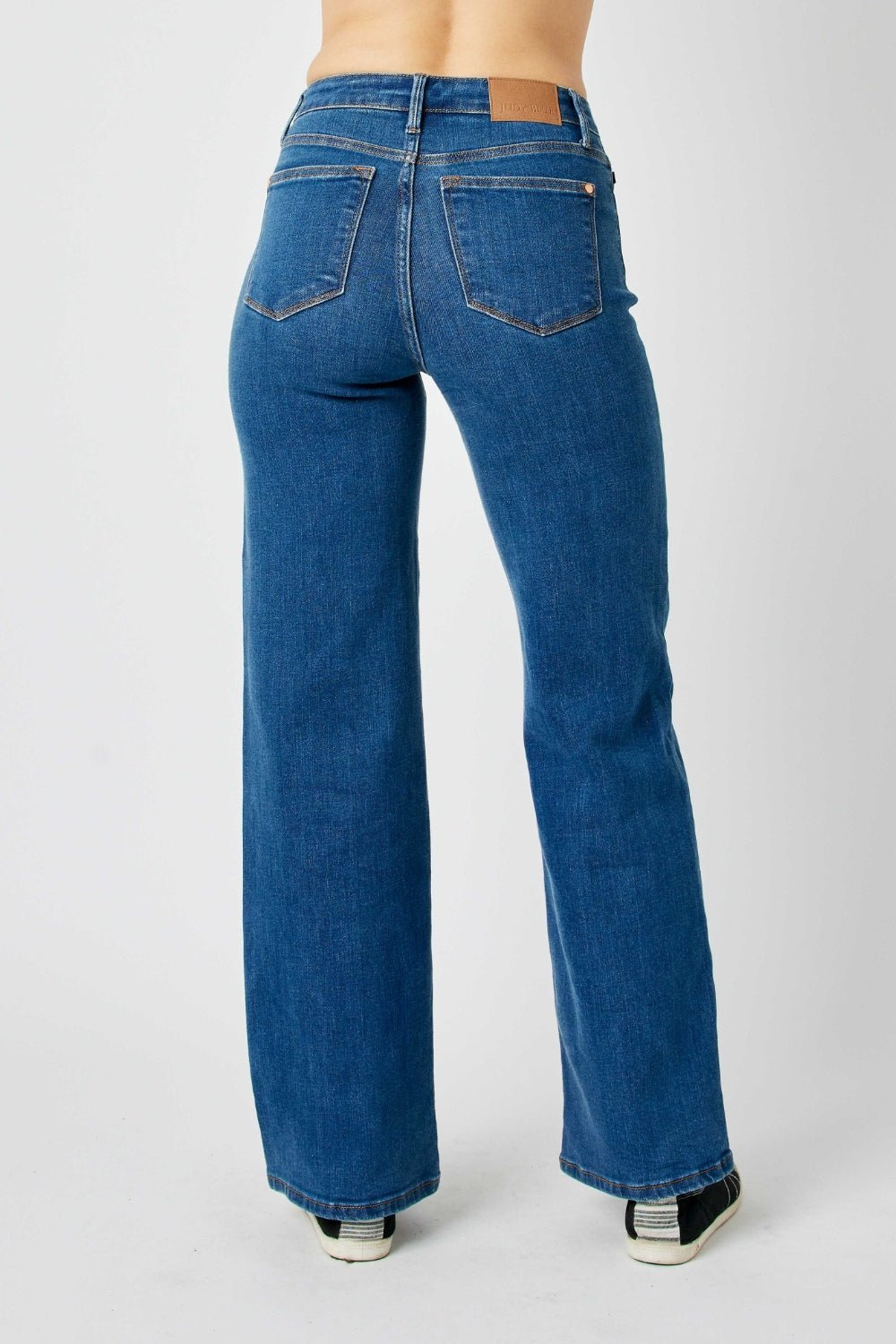 Judy BlueMedium Wash High Rise Straight Jeans