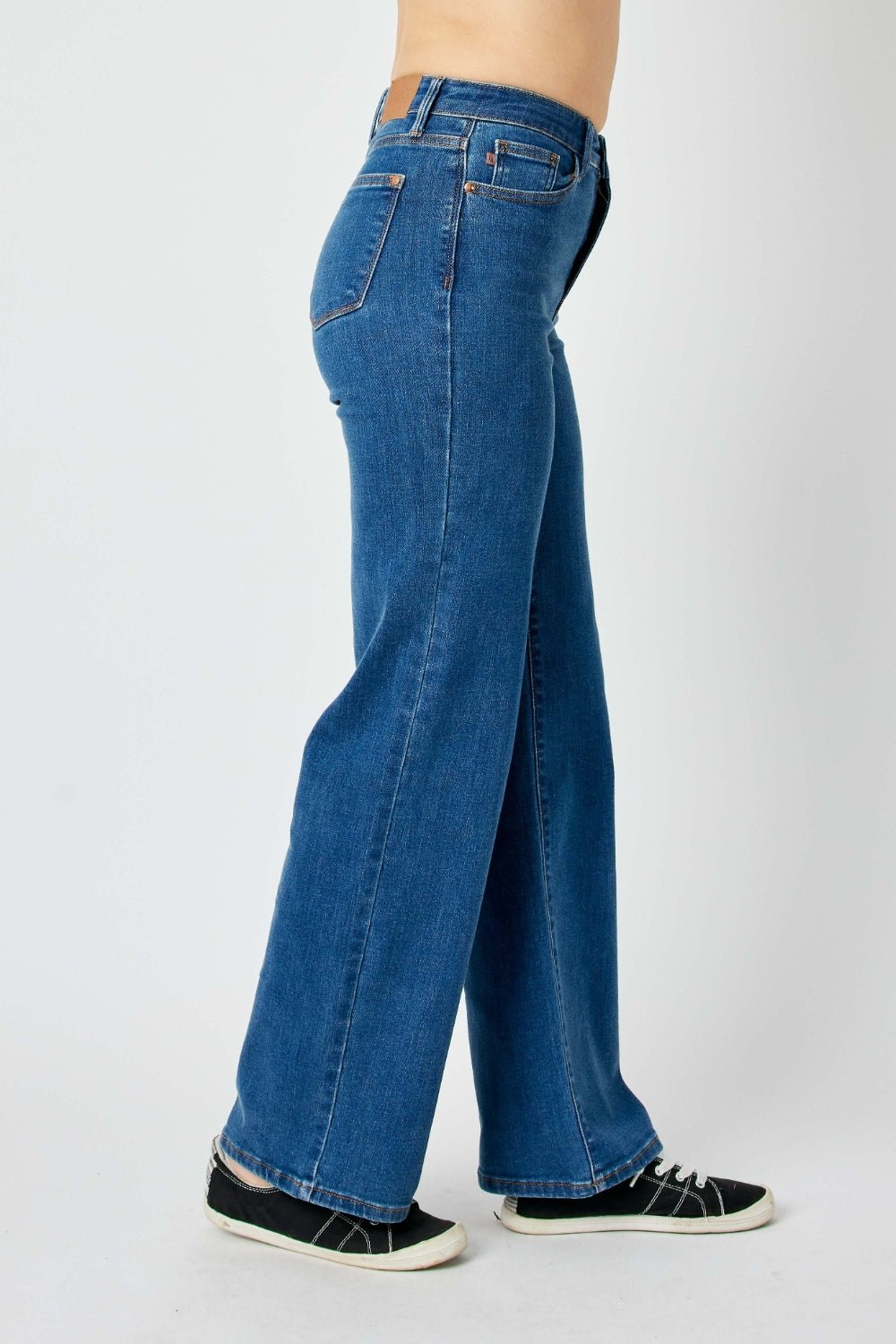 Judy BlueMedium Wash High Rise Straight Jeans