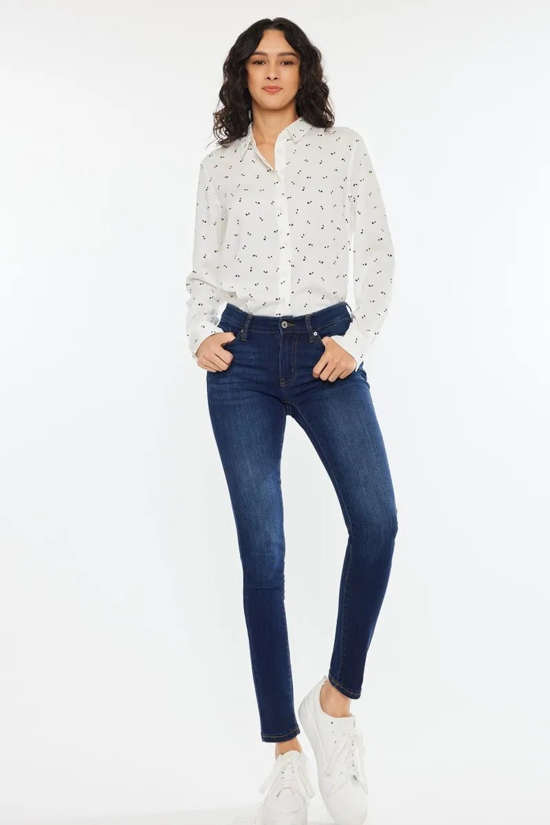 Kancan - Mid Rise Skinny Jeans in Dark Wash