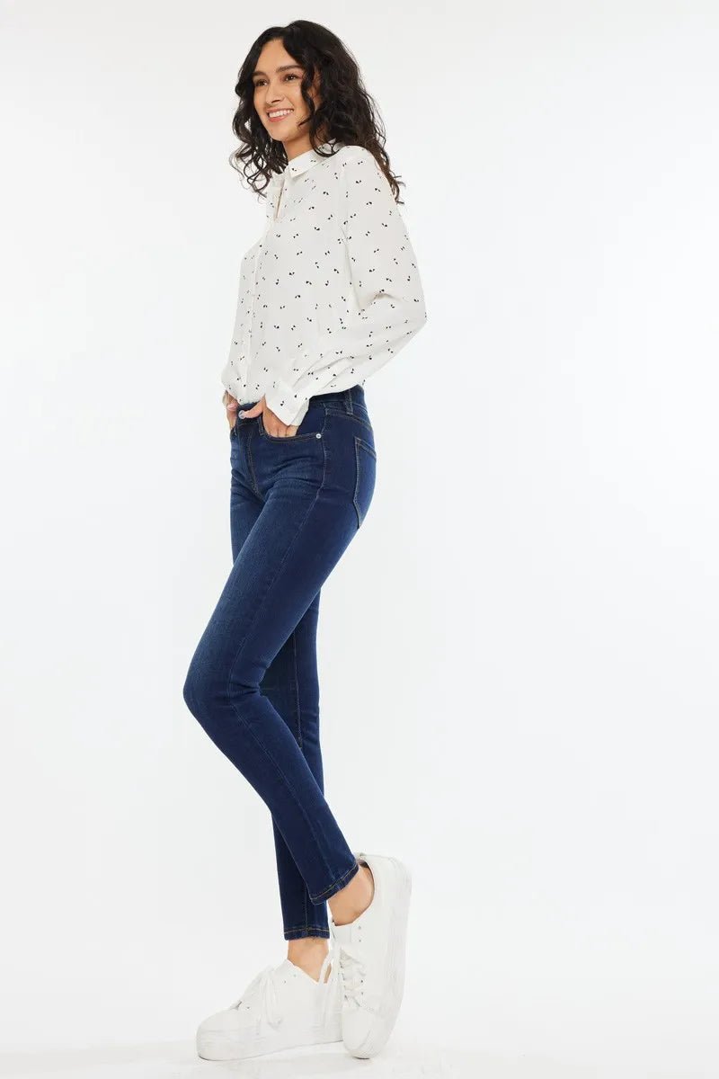 Kancan - Mid Rise Skinny Jeans in Dark Wash