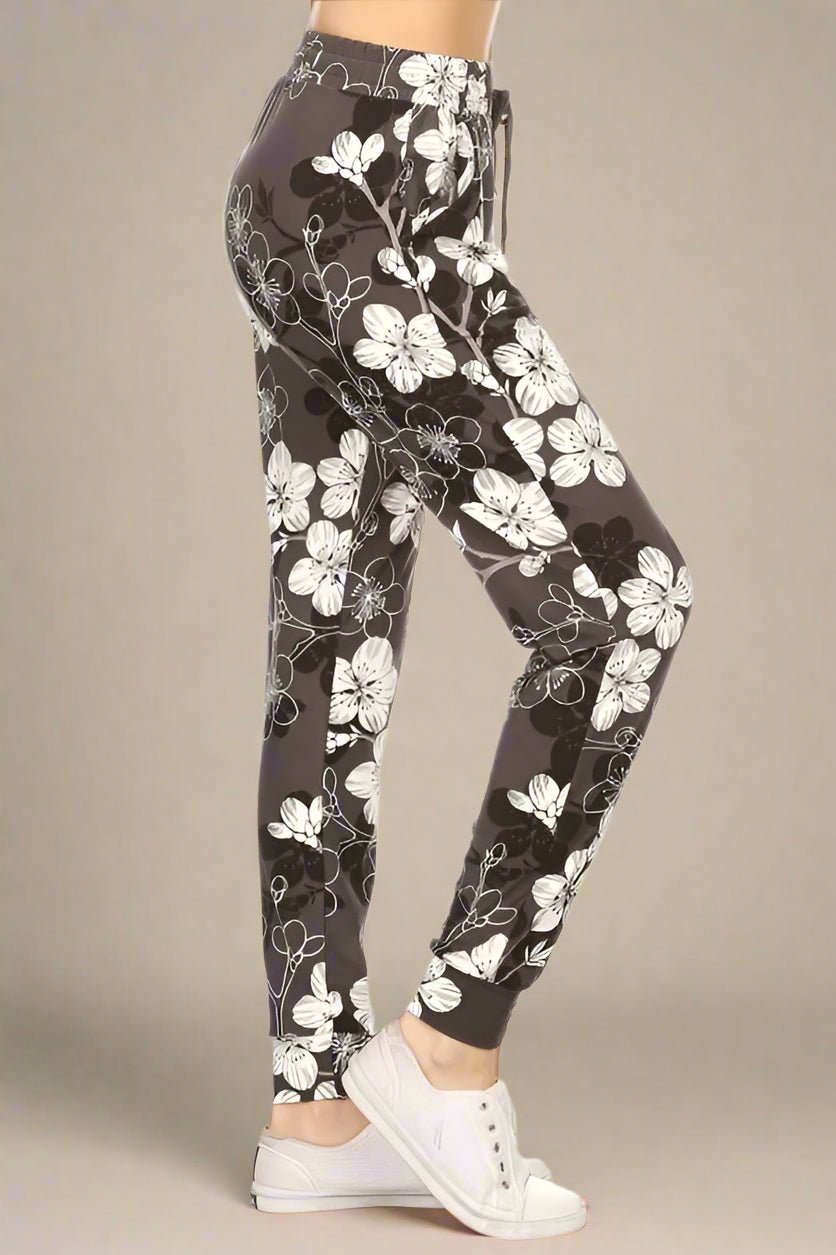 Leggings Depot - Floral Print Joggers – Black Charcoal & Ivory