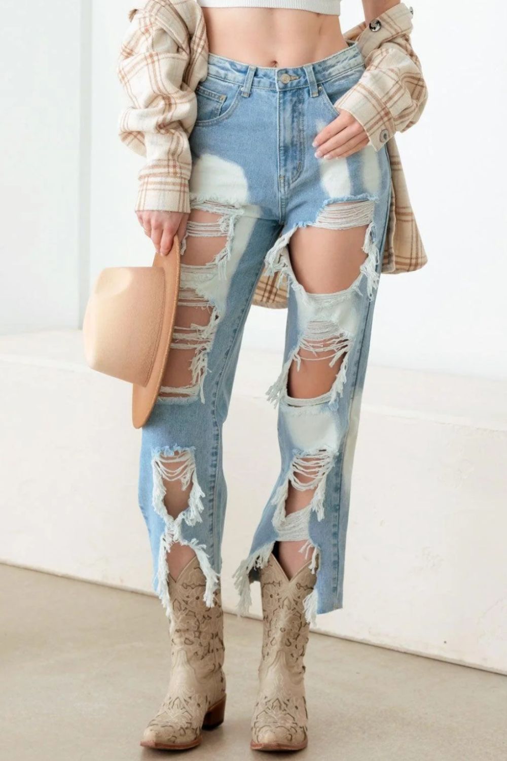 LITZ LALight Blue Wash Frayed Cut Distressed Jeans