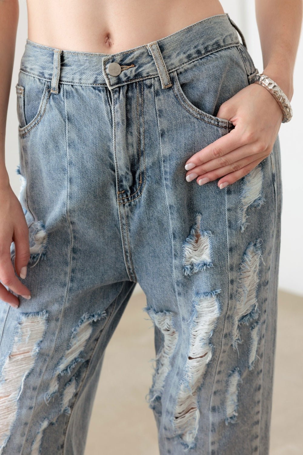 LITZ LALight Wash Denim Barrel Leg High Waist Distressed Jeans