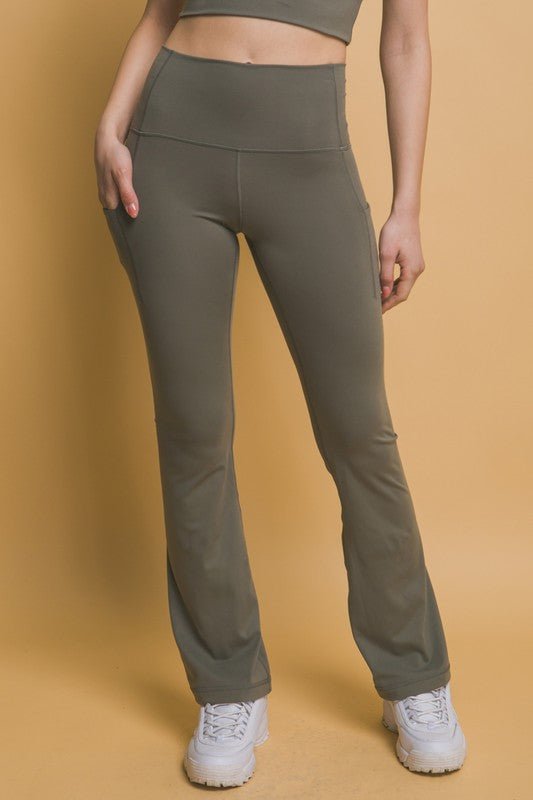 Love Tree - High Waist Flare Leggings with Pockets in Moss