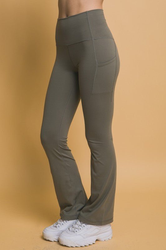 Love Tree - High Waist Flare Leggings with Pockets in Moss