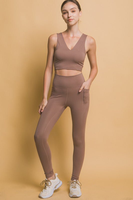 Love Tree - High Waist Leggings with Side Pockets in Taupe