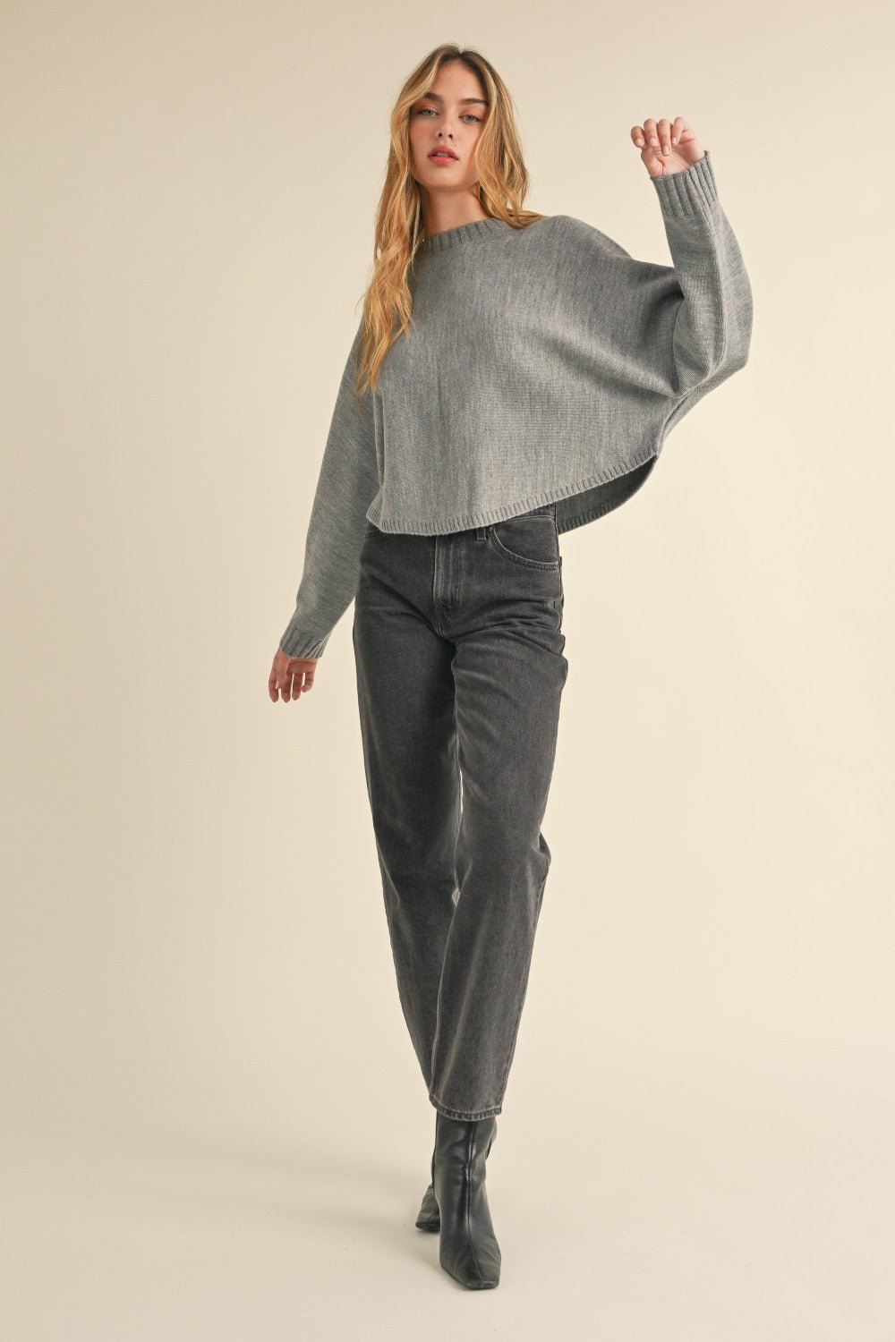 Mable - Crew Neck Dolman Sleeve Cropped Sweater in Heather Grey