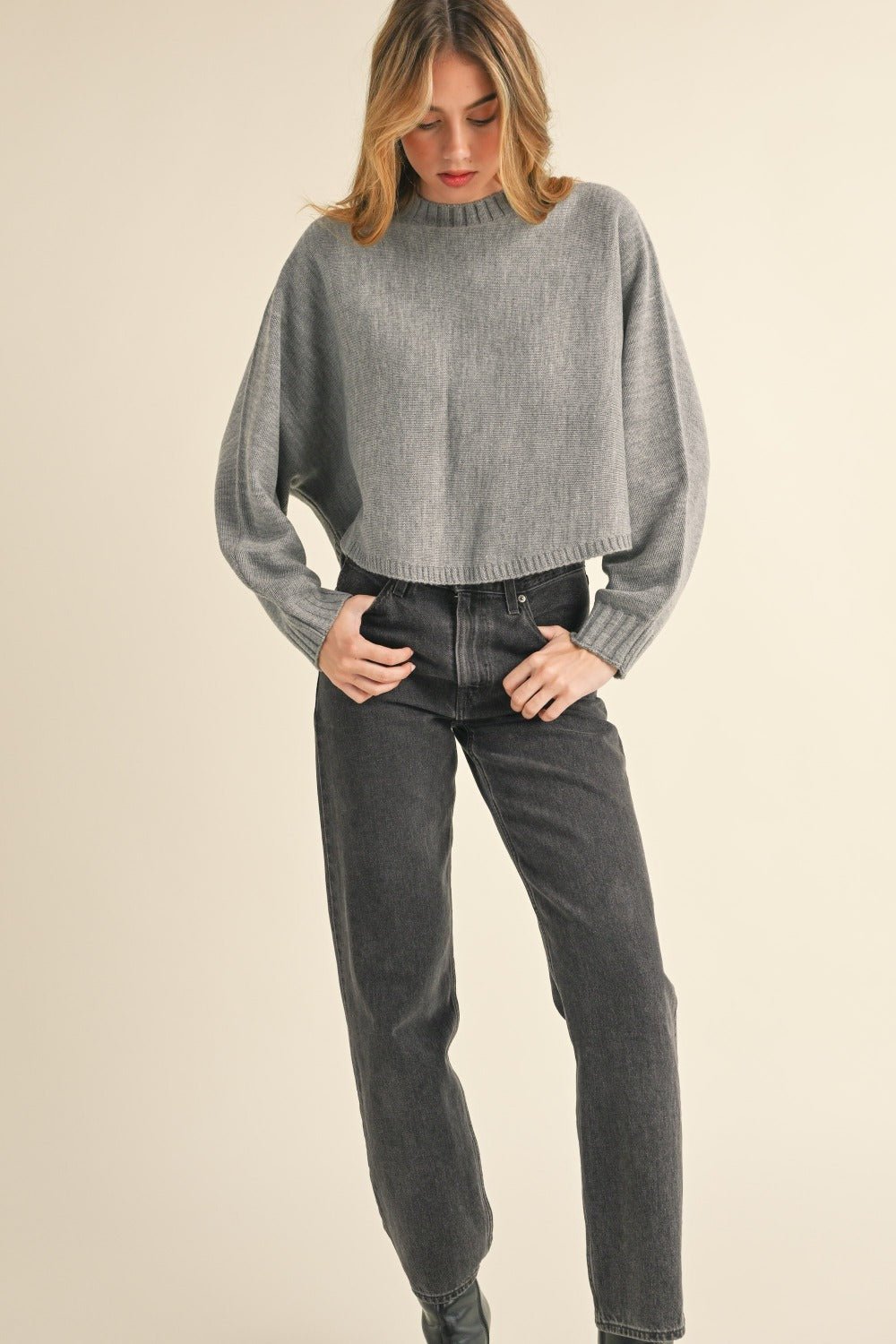 Mable - Crew Neck Dolman Sleeve Cropped Sweater in Heather Grey