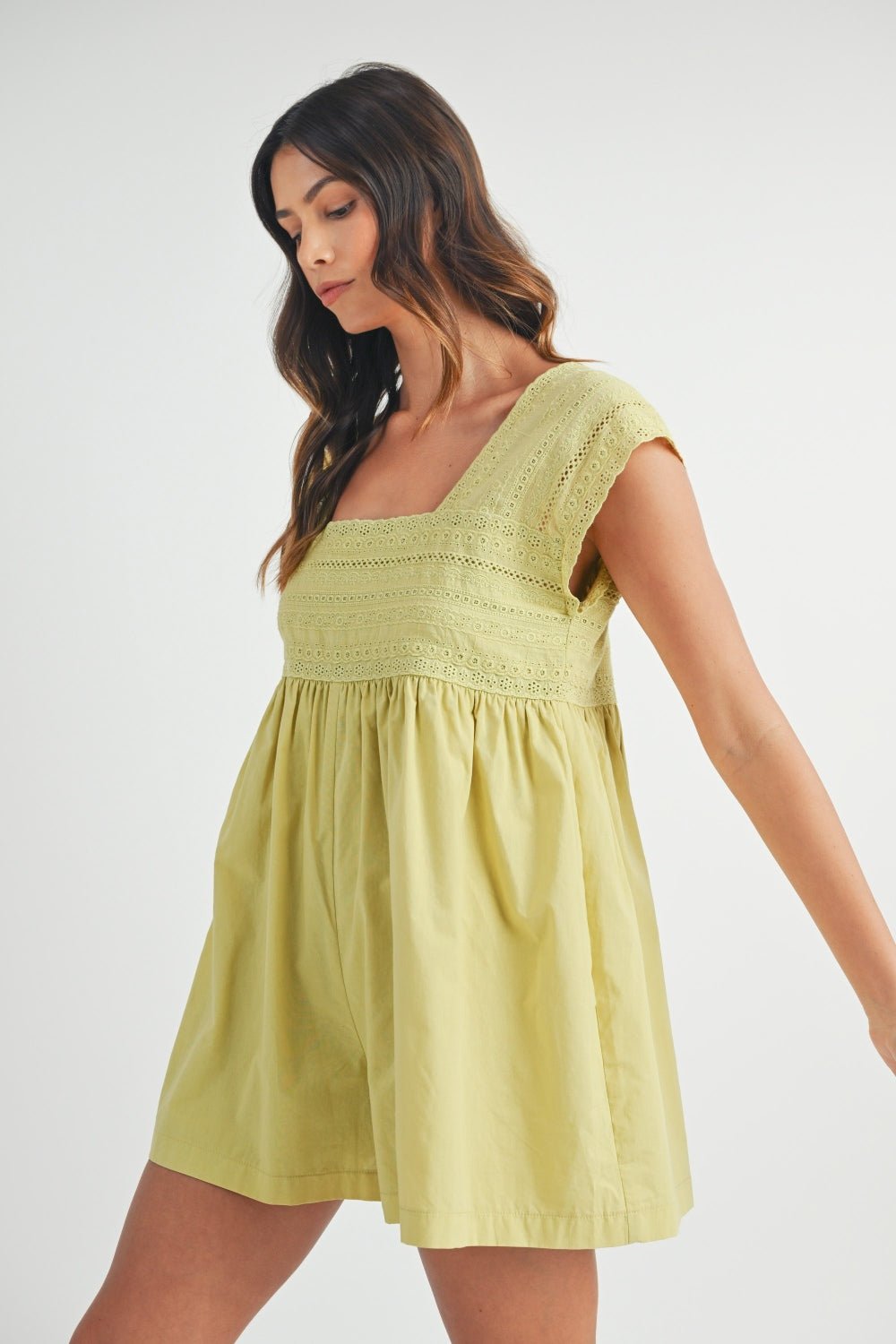 Mable - Square Neck Lace Trim Romper in Light Kiwi