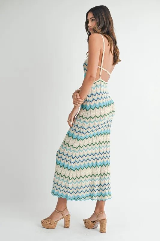 Mable - White & Aqua Zigzag Knit Midi Dress