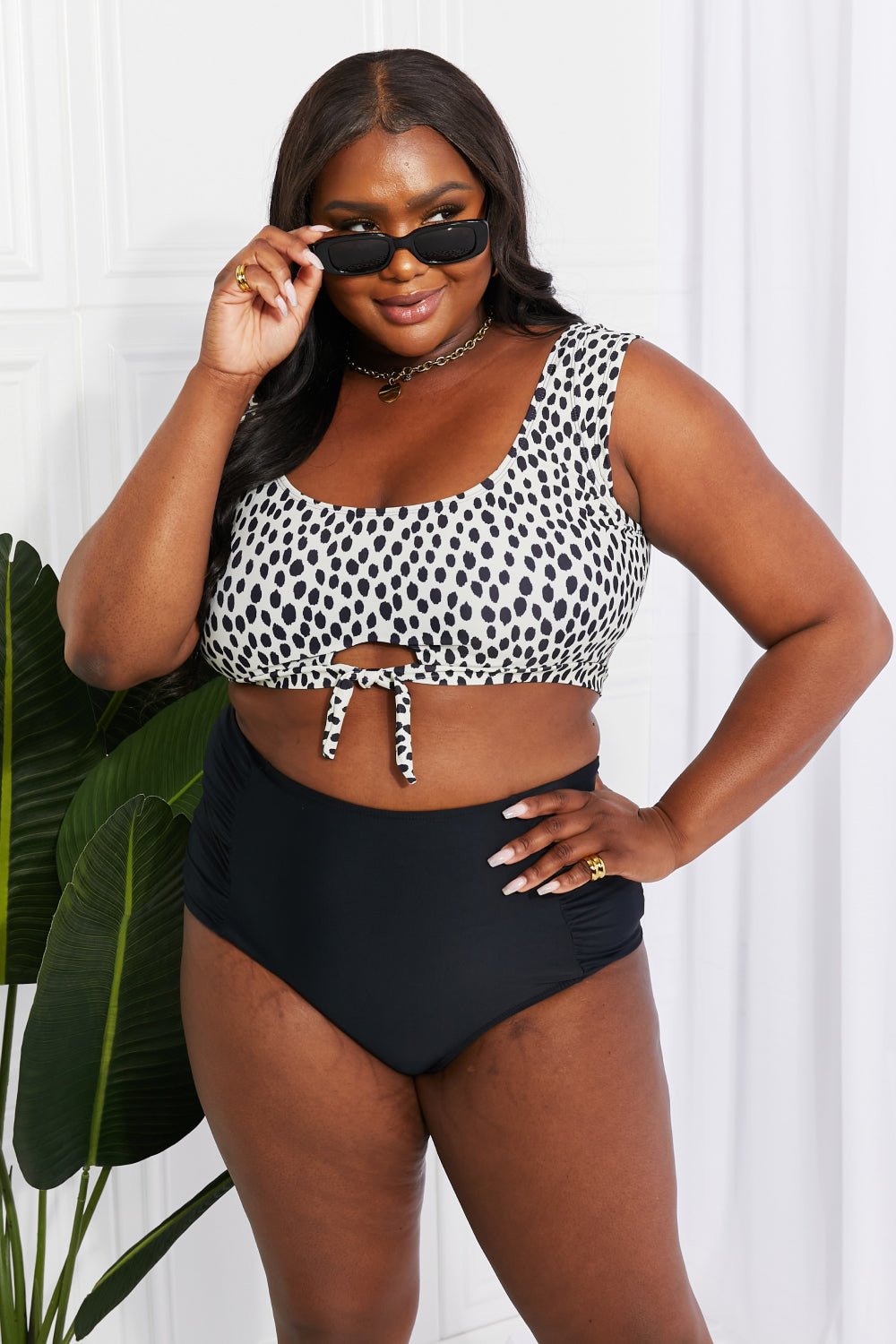 Marina West SwimSwim Top and Ruched Bottoms Bikini in Cream Black