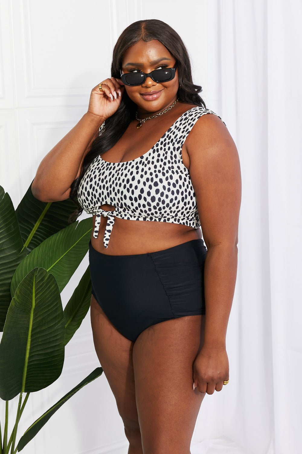 Marina West SwimSwim Top and Ruched Bottoms Bikini in Cream Black