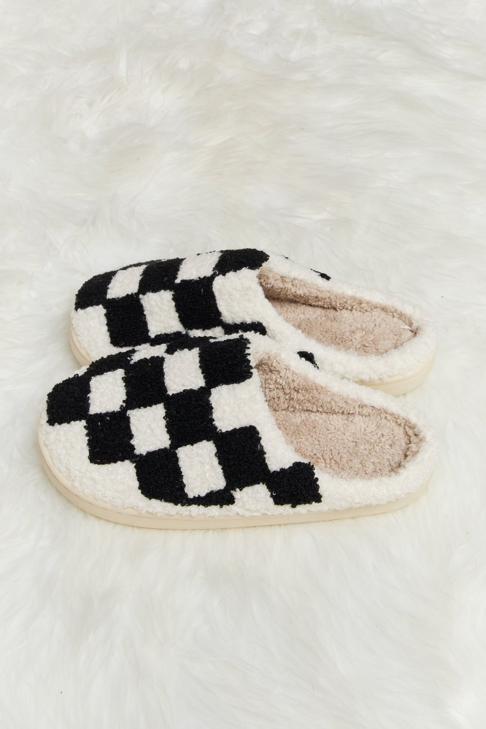 Melody - Checkered Print Plush Slide Slippers