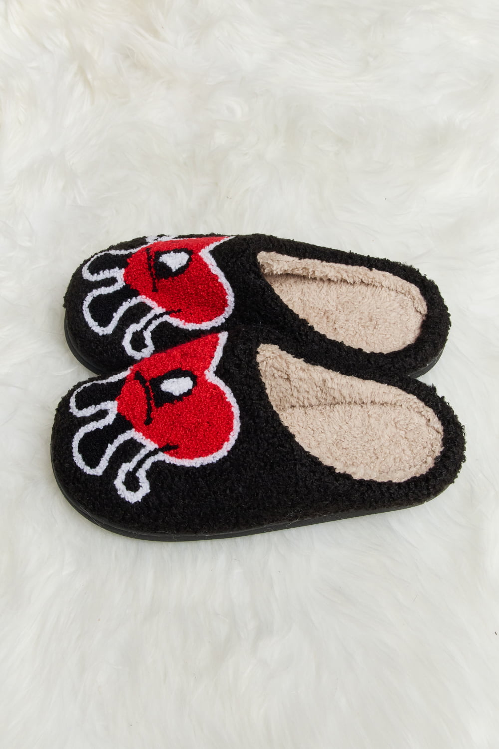 Melody - Love Heart Print Plush Slippers