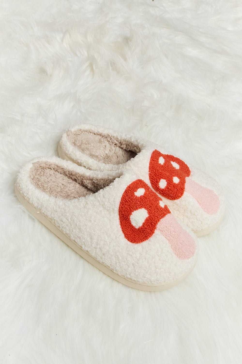 Melody - Mushroom Print Plush Slide Slippers in Pink