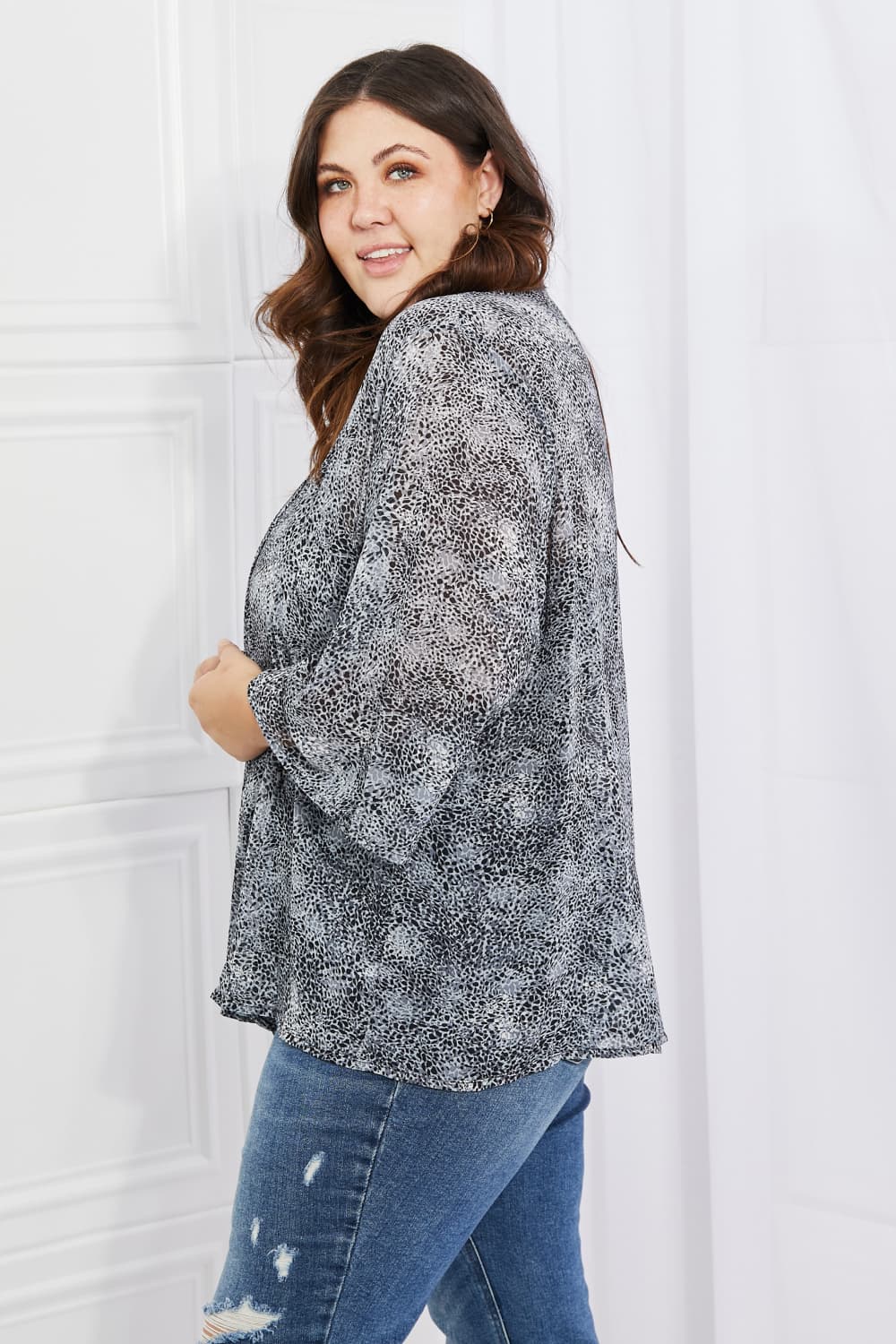 Melody - Snake Print Chiffon Kimono in Black Gray