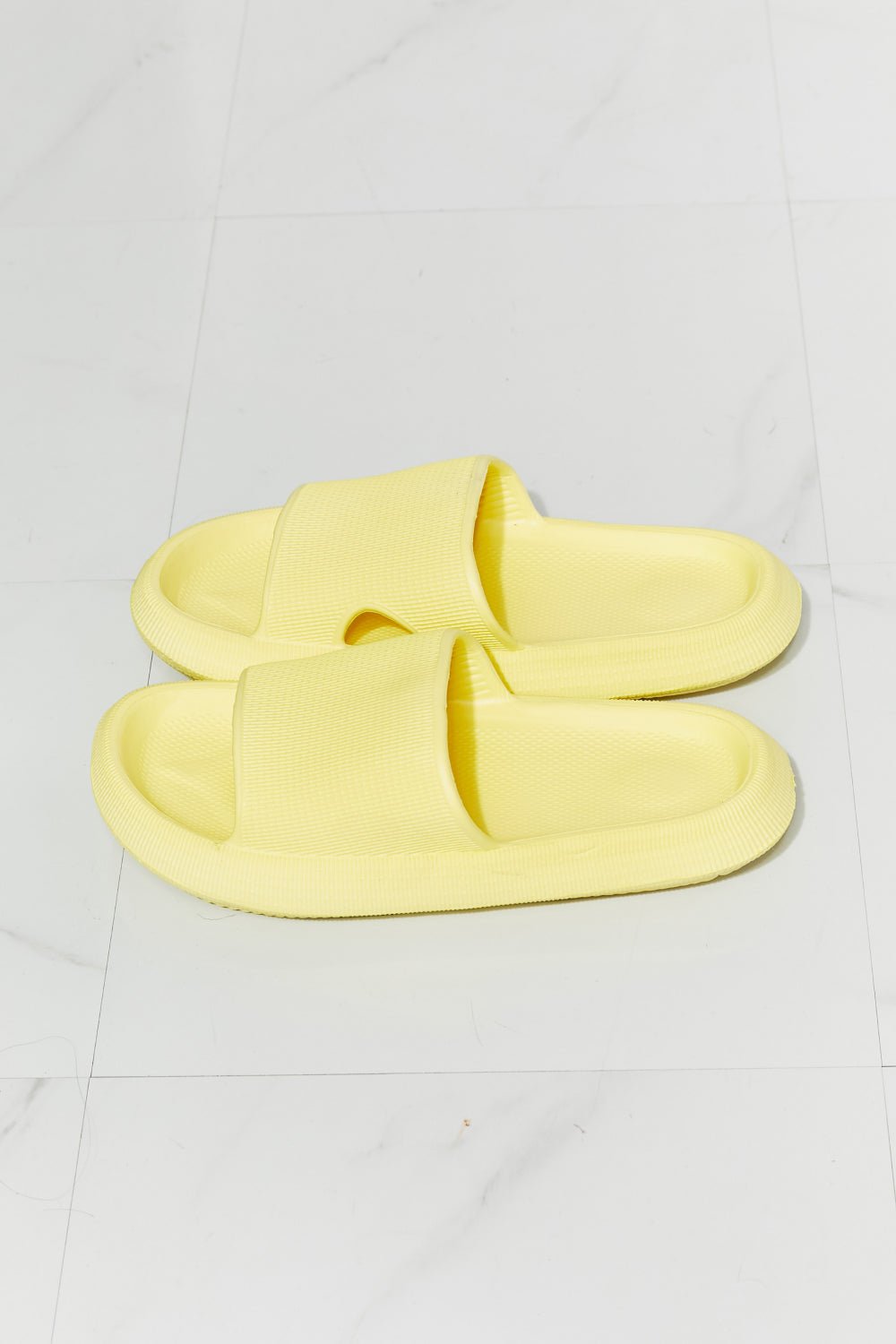 MelodyOpen Toe Slide Slipper Sandals in Yellow