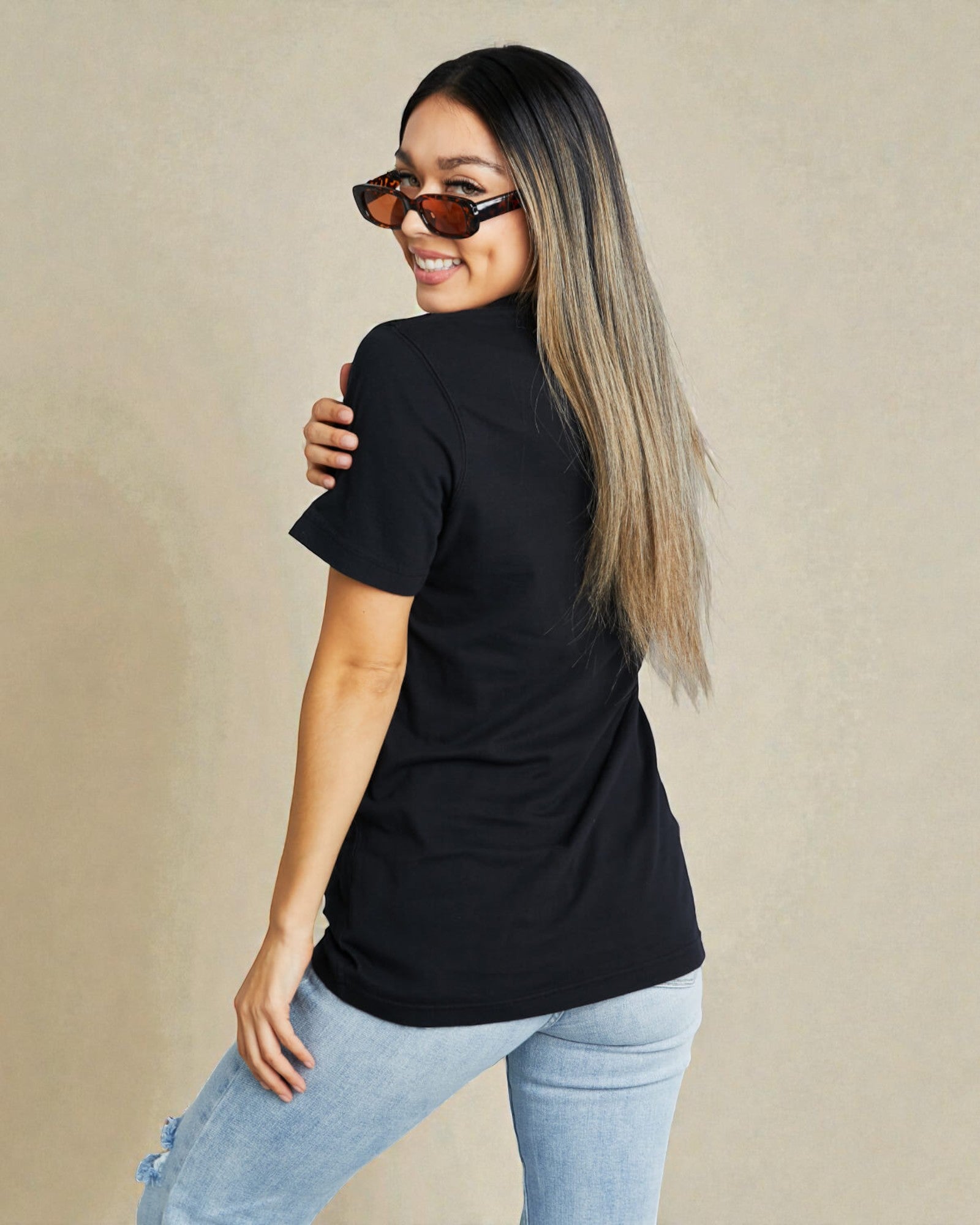 T-shirt graphique Desert Dreamer Steer Skull en noir