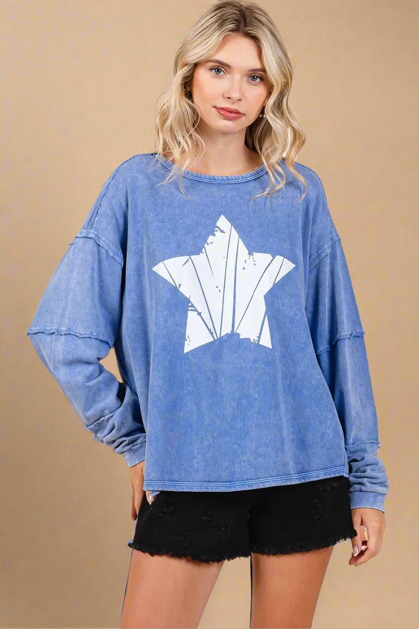 Mittoshop - Distressed Star Graphic Sweatshirt – Washed Chambray Blue