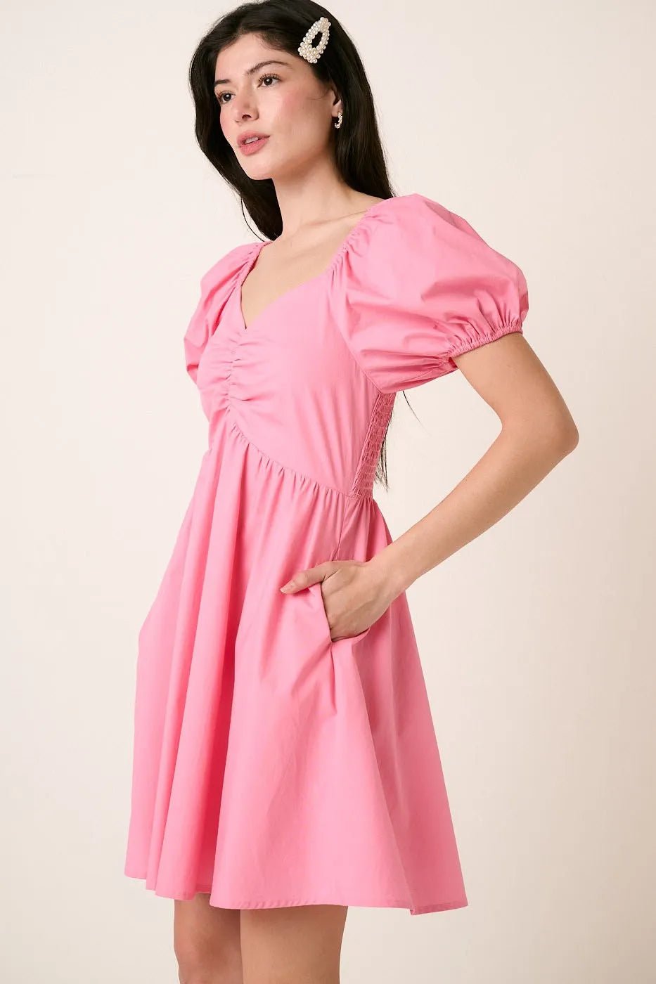 Mittoshop - Ruched Puff Sleeve Mini Dress in Bubblegum Pink