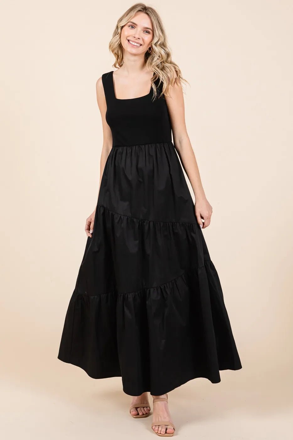 Mittoshop - Sleeveless Tiered Maxi Dress in Black