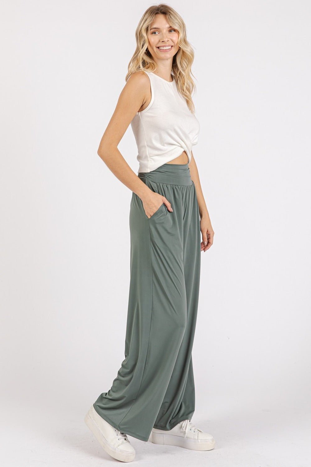 Mittoshop - Wide Leg Athleisure Pants in Army Green