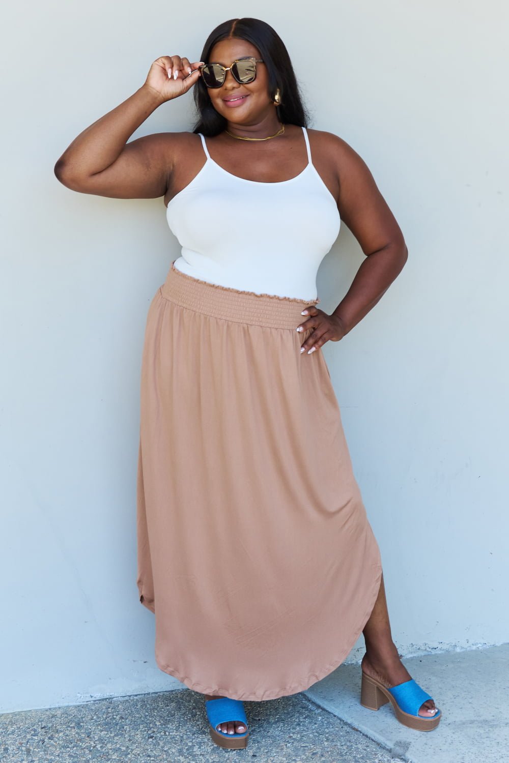 Ninexis - High Waist Scoop Hem Maxi Skirt in Khaki