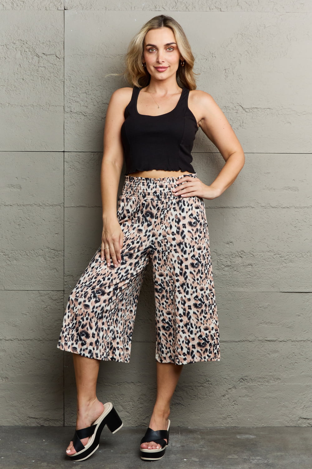 Ninexis - Leopard Print High Waist Wide Leg Capri Pants