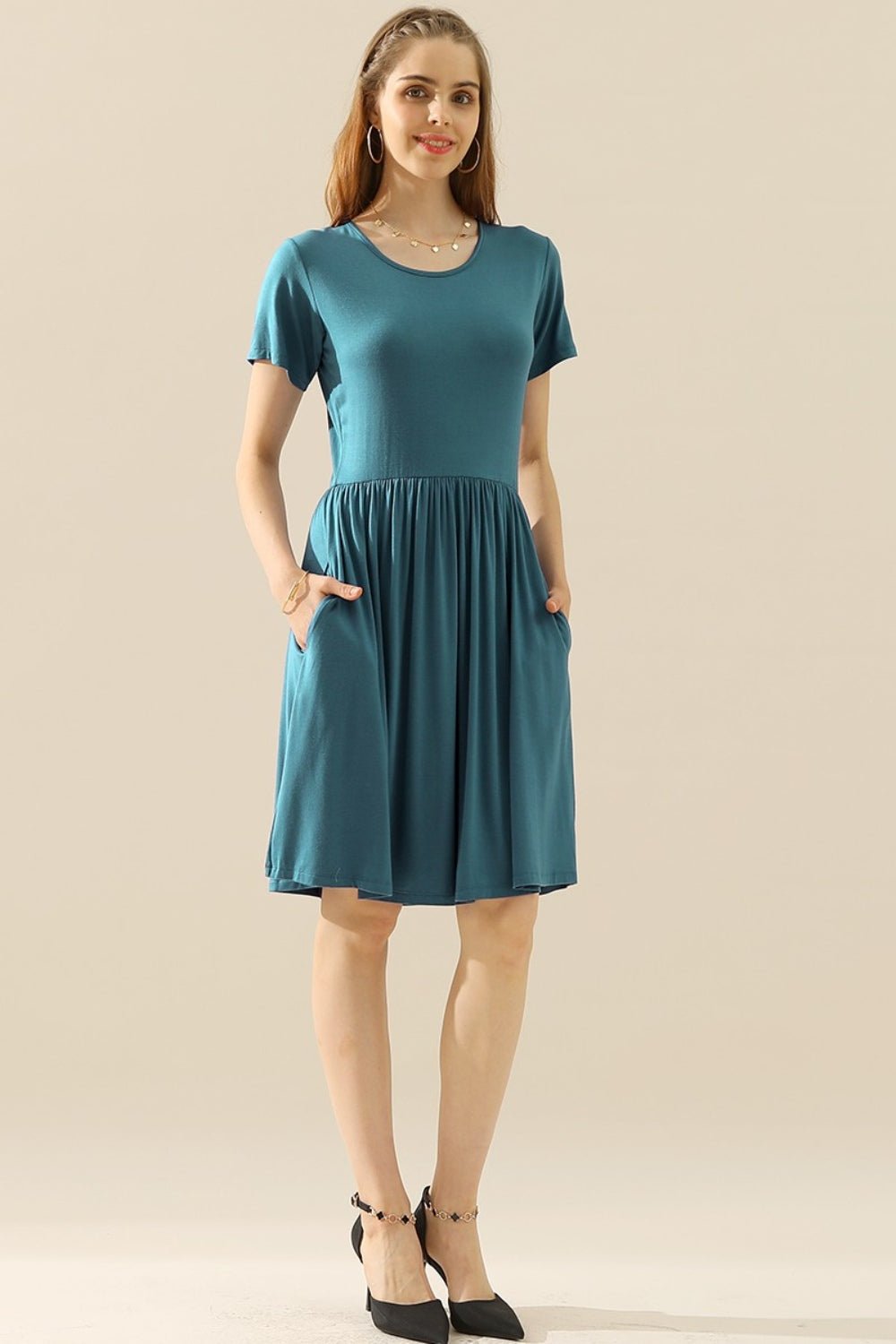 Ninexis - Short Sleeve Mini Dress with Pockets